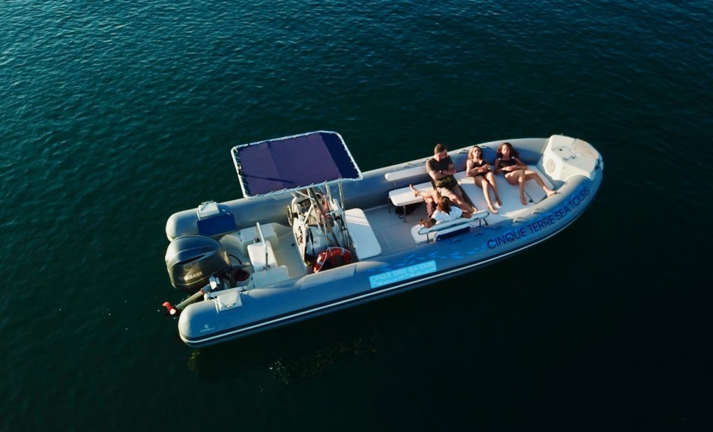 DJI_0010 Grey boat cinqueterre
