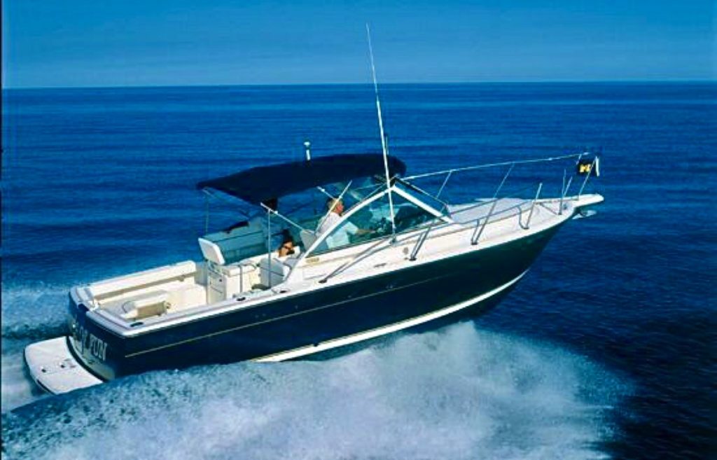 Blue Boat Cinque Terre